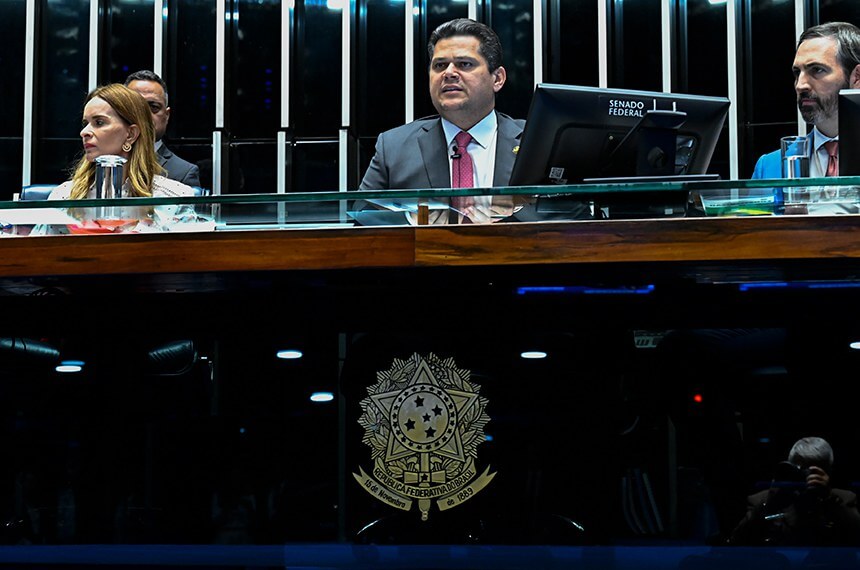 Davi Alcolumbre divulga prioridades da pauta, incluindo fim da escala 6 x 1