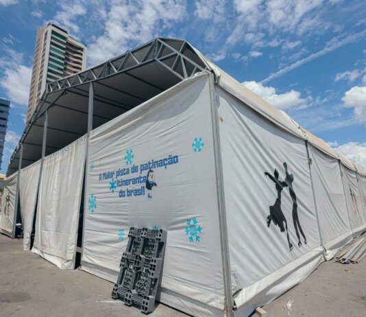 Maior pista itinerante de patinação no gelo do Brasil estreia em Petrolina nesta terça