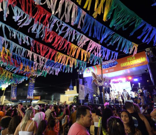 Carnaval de Petrolina começa neste sábado com blocos de rua e shows em três polos oficiais