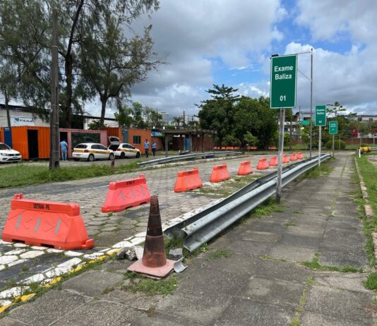 DETRAN-PE retira baliza da prova prática