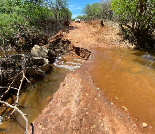 Chuvas comprometem rotas escolares no interior e provocam suspensão de aulas na rede municipal de Petrolina