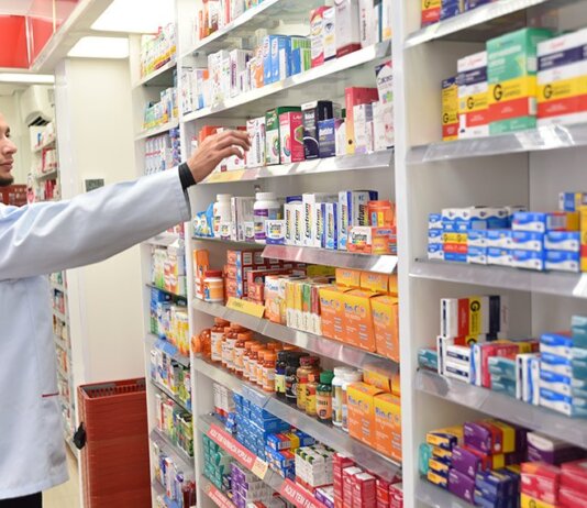 Sancionada lei que permite drogarias nos supermercados