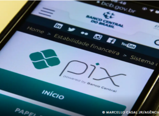 Pix por aproximação passa a mostrar saldo antes do pagamento